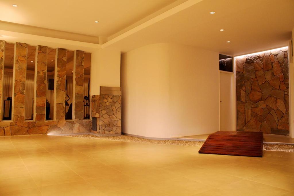 Howard Johnson By Wyndham San Pedro Hotel 4*
